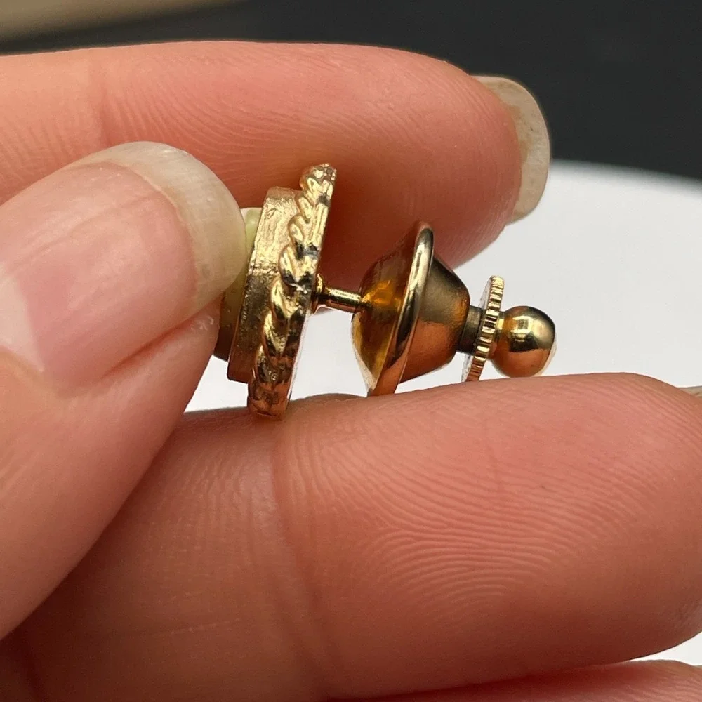 Vintage Gold-Tone Round Tie Tack Pin Yellowish-White Stone Classic jewellery